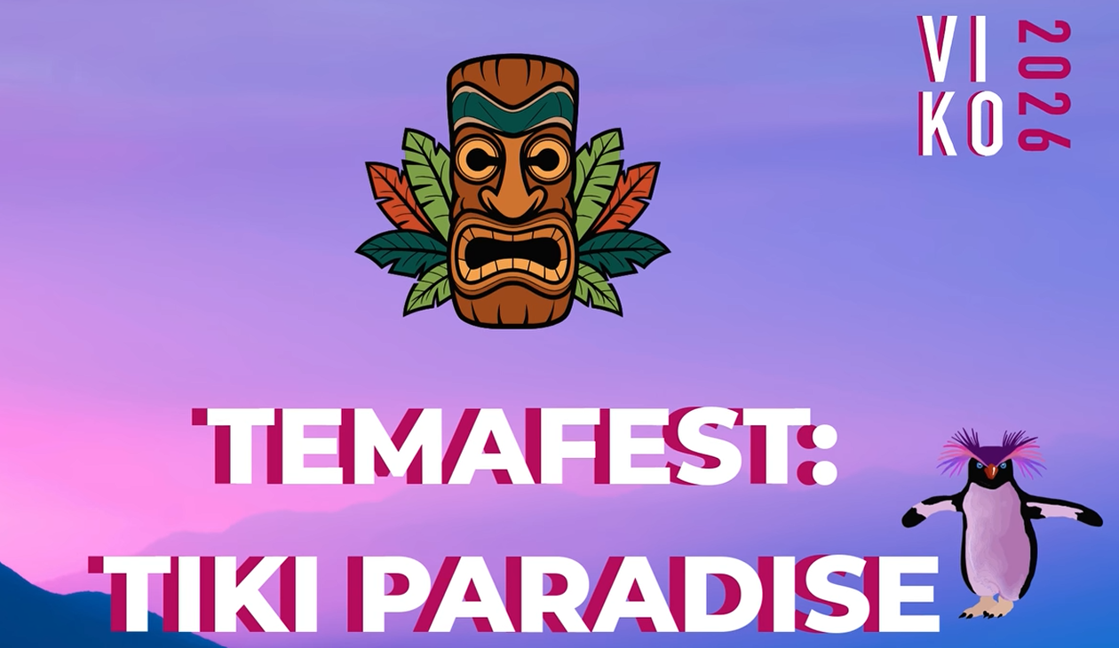 Plakat for temafest Tiki Paradise med tiki-figur og pingvin på en lilla bakgrunn, VIKO 2026.